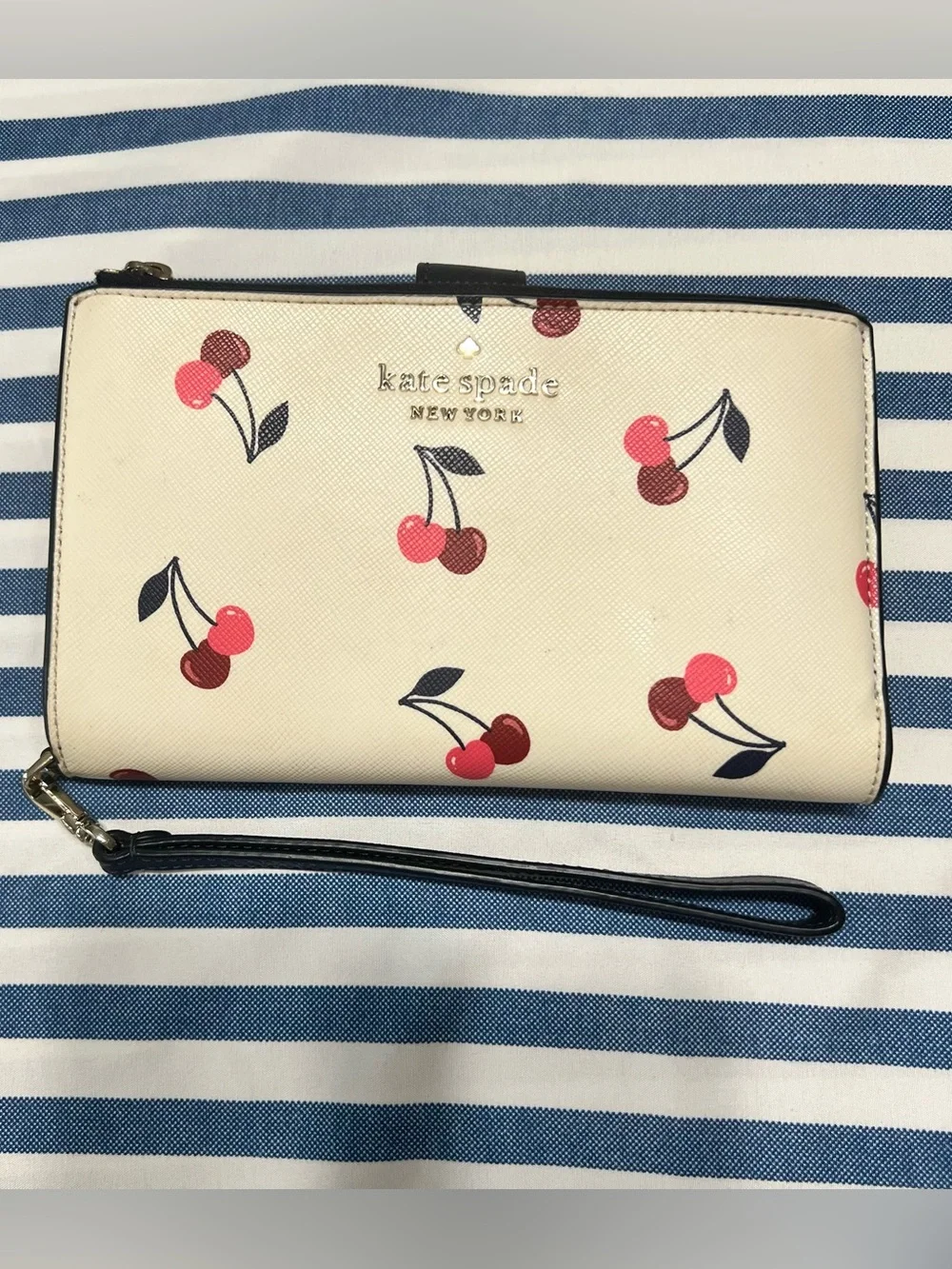 kate spade Cream Cherry-Print Wristlet